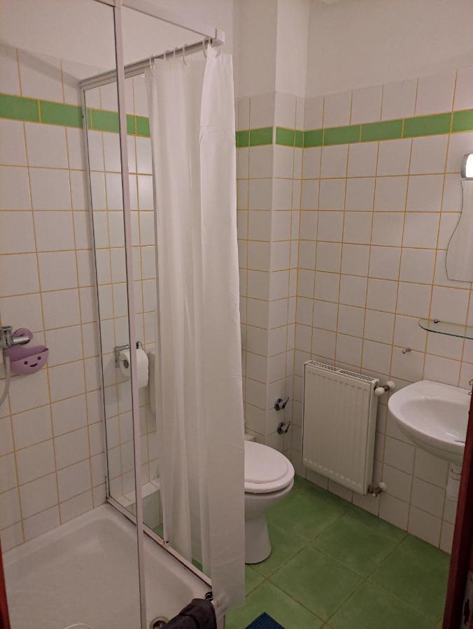 Szent Kristof Apartmanhotel Zalaegerszeg Exteriör bild