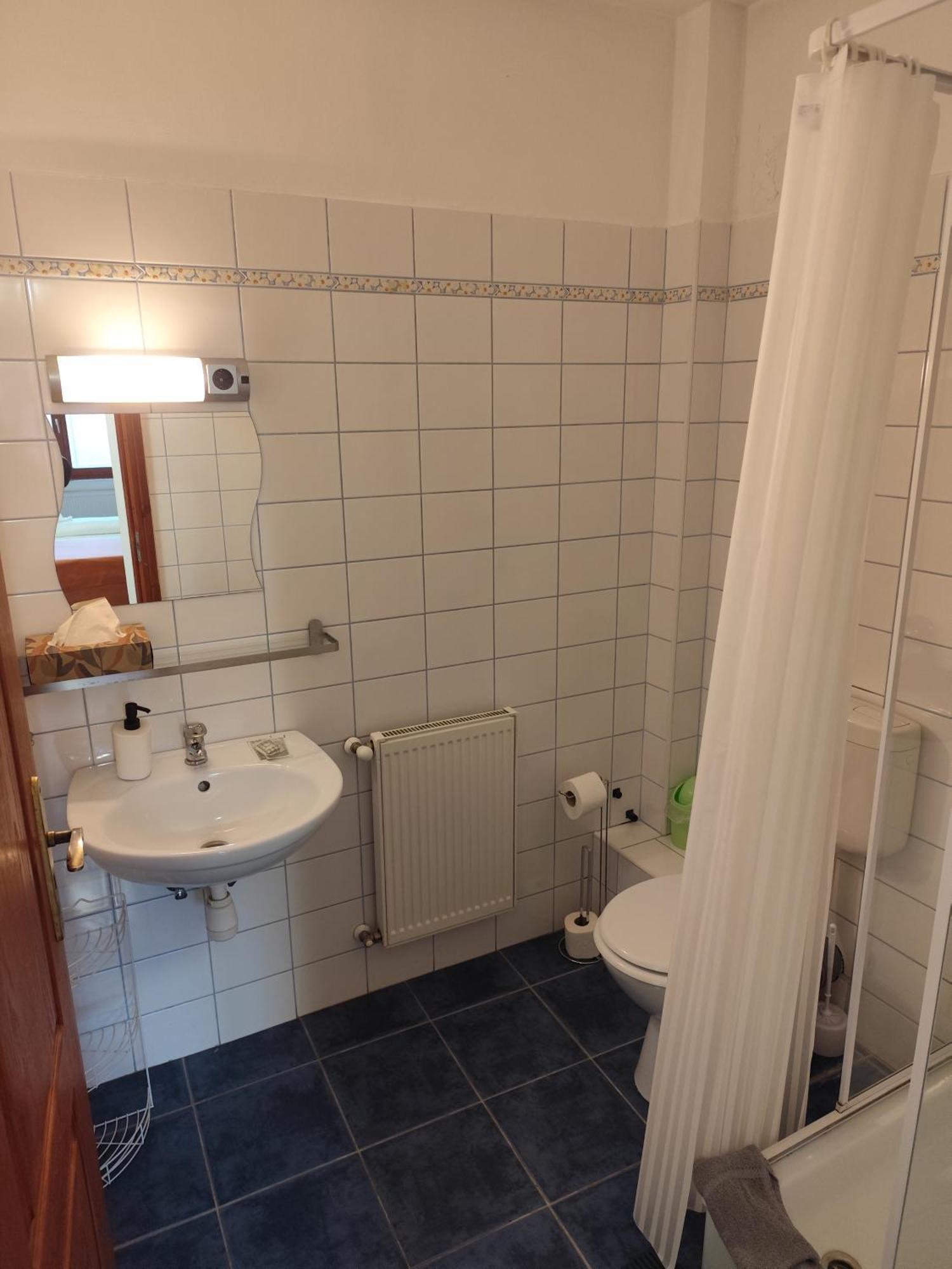 Szent Kristof Apartmanhotel Zalaegerszeg Exteriör bild